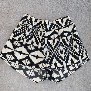 Black and white patterned shorts